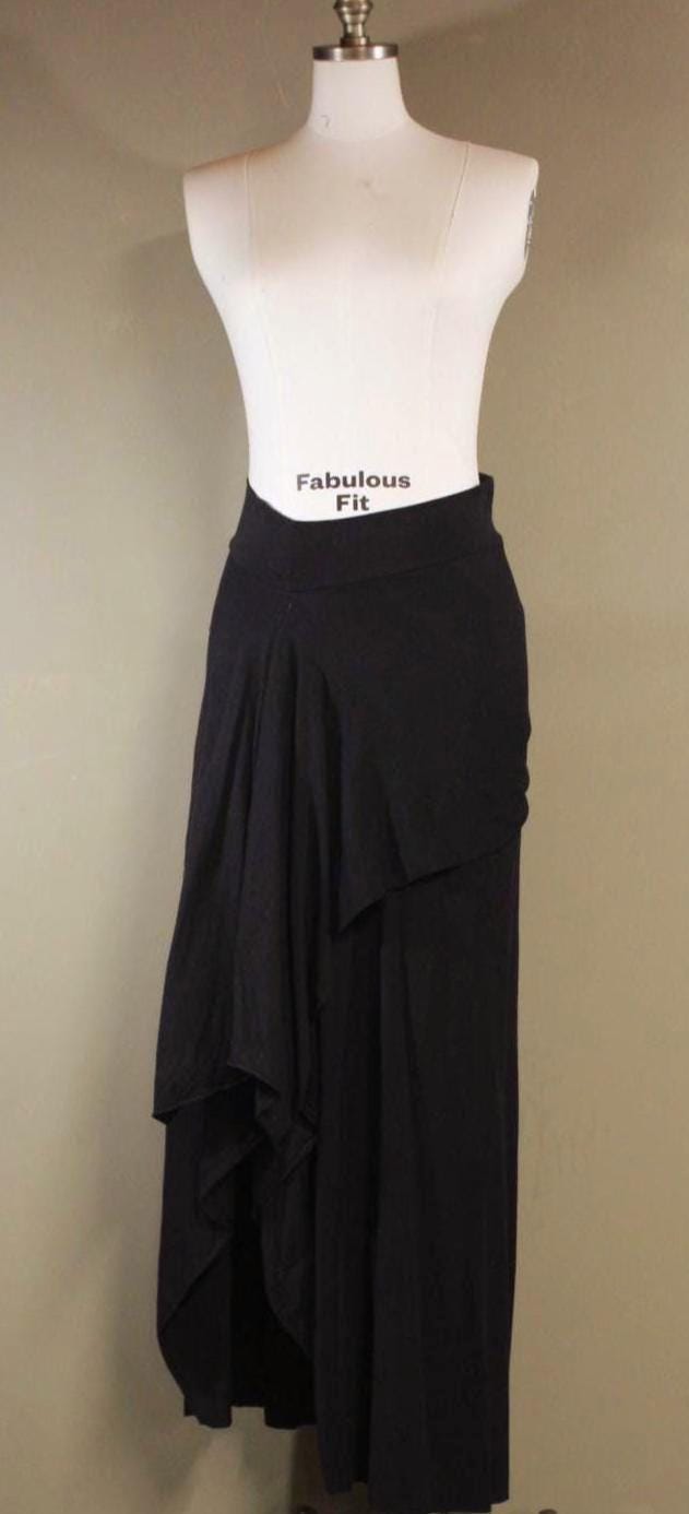 Serenity Skirt from Hemp Cotton Jersey in Black | Handmade Sustainable Fabrics